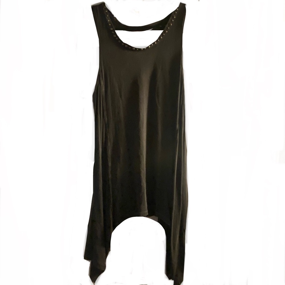 *Minimum $15 total. Rock & Republic Black/Grey Sleeveless Asymmetrical top
